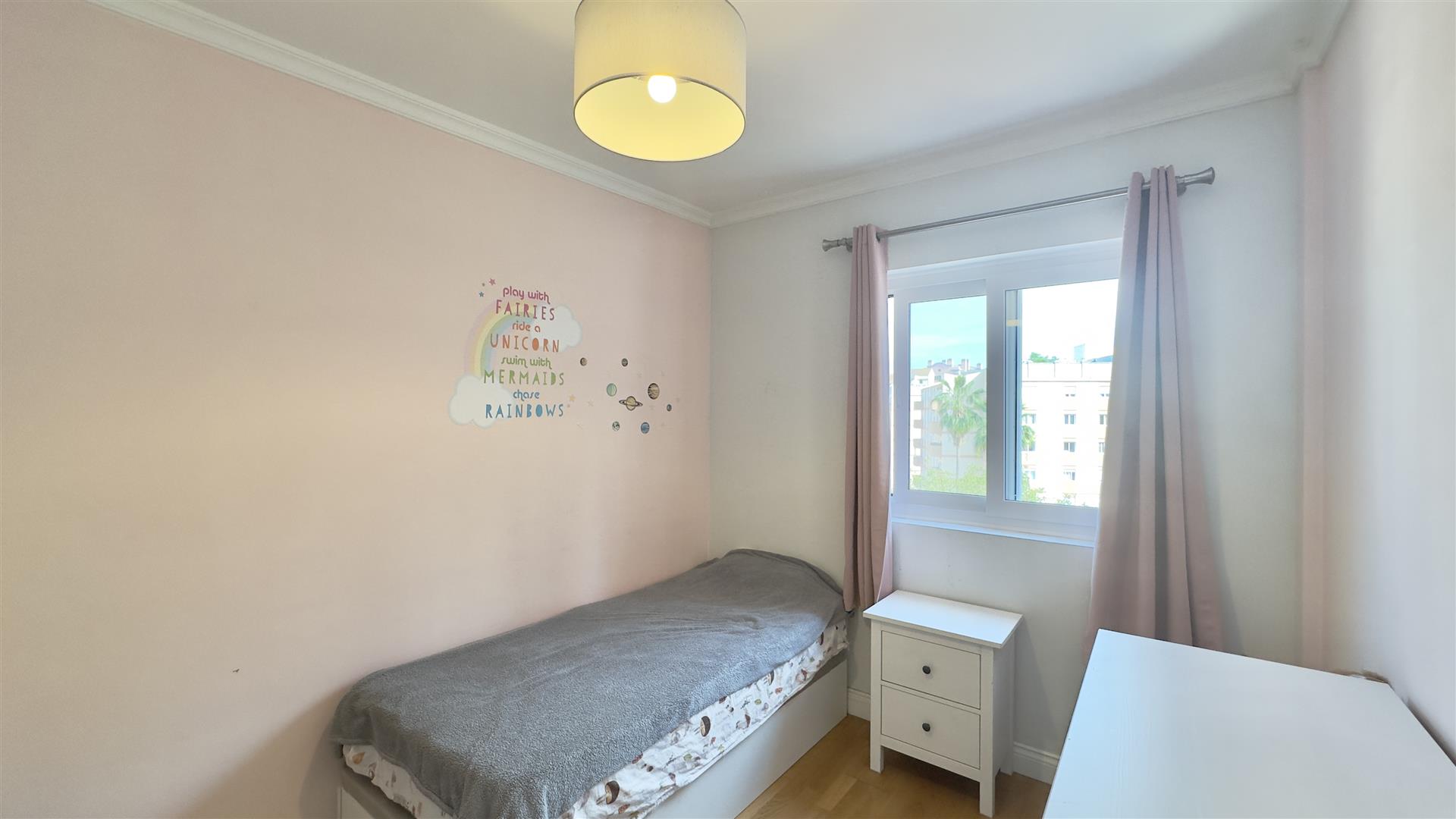 Image of Apartment - 3 Bedrooms - 2 Bathrooms for Sale in Vineyards-Gibraltar, Image 7